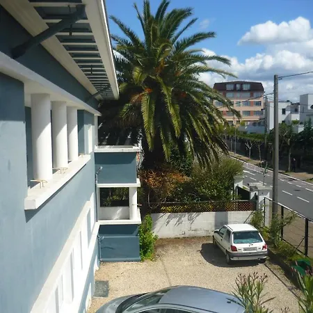 Record Hotel