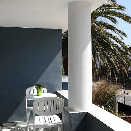 Record Ξενοδοχείο